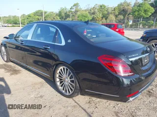 2018 Mercedes-Benz S 560 Maybach with VIN WDDUX8GB8JA350500, listed as a IAAI auction lot 41935111 with 92,181 mi miles and . Bid and sale history available at DreamBid. Image 3.