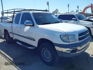 2001 Toyota Tundra SR5 with VIN 5TBRN341X1S166076, listed as a IAAI auction lot 41611961 with 177,097 mi miles and . Bid and sale history available at DreamBid. Image 1.