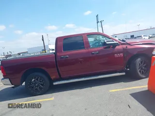 2016 Ram 1500 Tradesman z VIN 1C6RR6KM5GS216044, wystawiony jako IAAI lot #42149524 z przebiegiem 93 723 mil mil oraz . Historia ofert i sprzedaży dostępna na DreamBid. Obrazek 13.