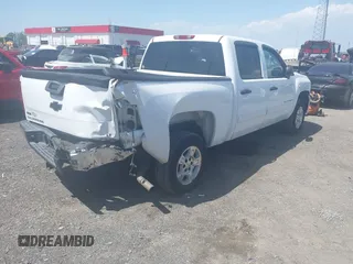 2009 Chevrolet Silverado 1500 LT with VIN 3GCEC23039G118833, listed as a IAAI auction lot 42018681 with 212,044 mi miles. Bid and sale history available at carsss.com. Image 4.