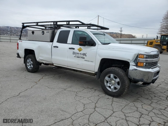 2018 Chevrolet Silverado 3500HD Work Truck with VIN 1GC5KYEG8JZ127838, listed as a Copart auction lot 86179864 with 157,705 mi miles and Salvage Title. Bid and sale history available at carsss.com. Image 4.
