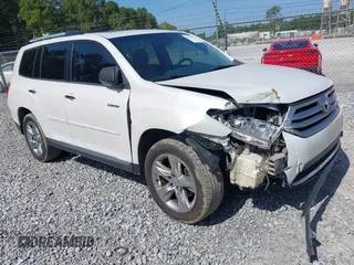 2013 Toyota Highlander Limited with VIN 5TDYK3EH8DS101383, listed as a IAAI auction lot 42716532 with 171,070 mi miles and . Bid and sale history available at DreamBid. Image 1.