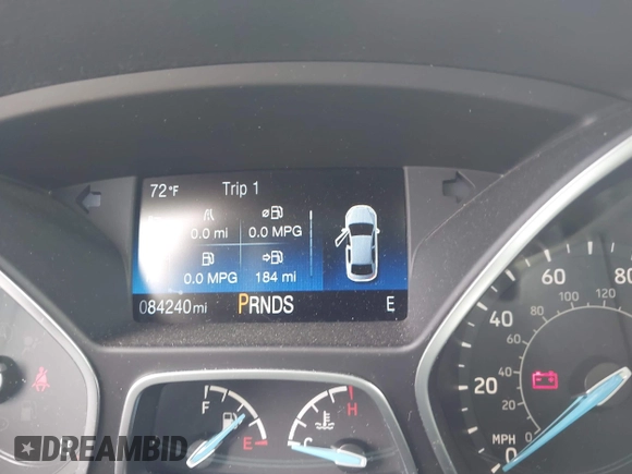 2018 Ford Focus SE z VIN 1FADP3FE5JL228583, wystawiony jako IAAI lot #42313614 z przebiegiem 84 240 mil mil oraz . Historia ofert i sprzedaży dostępna na DreamBid. Obrazek 15.