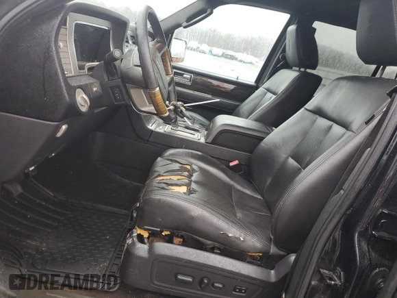 2010 Lincoln Navigator z VIN 5LMJJ2J5XAEJ06153, wystawiony jako Copart lot #44912505 z przebiegiem 248 677 mil mil oraz Czysty tytuł • Clean title. Historia ofert i sprzedaży dostępna na DreamBid. Obrazek 7.
