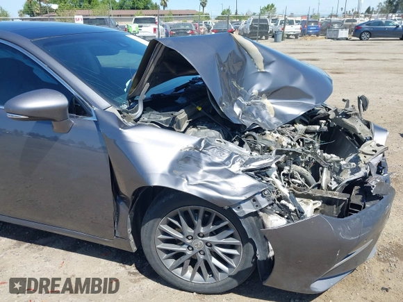 2018 Lexus ES with VIN 58ABK1GG1JU093377, listed as a IAAI auction lot 41980562 with 94,484 mi miles. Bid and sale history available at carsss.com. Image 18.