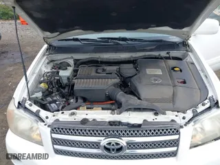 2006 Toyota Highlander Hybrid with VIN JTEDW21AX60012650, listed as a IAAI auction lot 41798397 with 160,737 mi miles. Bid and sale history available at carsss.com. Image 10.