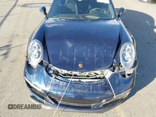 2019 Porsche 911 Carrera S with VIN WP0AB2A96KS115393, listed as a IAAI auction lot 40767941 with 21,160 mi miles. Bid and sale history available at carsss.com. Image 6.