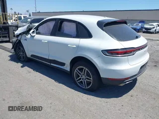 2019 Porsche Macan z VIN WP1AA2A50KLB05922, wystawiony jako IAAI lot #42013711 z przebiegiem Nie podano mil oraz . Historia ofert i sprzedaży dostępna na DreamBid. Obrazek 3.