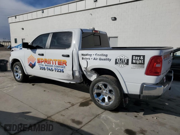 2025 Ram 1500 Big Horn z VIN 1C6RRFFG1SN512741, wystawiony jako Copart lot #51256565 z przebiegiem 17 185 mil mil oraz Szkoda całkowita • Salvage title. Historia ofert i sprzedaży dostępna na DreamBid. Obrazek 2.