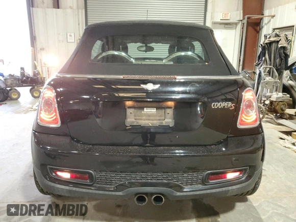 2012 MINI Convertible S z VIN WMWZP3C52CT250657, wystawiony jako Copart lot #83876114 z przebiegiem 18 511 mil mil oraz Szkoda całkowita • Salvage title. Historia ofert i sprzedaży dostępna na DreamBid. Obrazek 6.