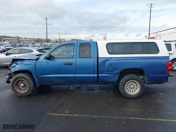 2005 Dodge Dakota ST with VIN 1D7HW22K35S224778, listed as a IAAI auction lot 41573226 with 150,688 mi miles. Bid and sale history available at carsss.com. Image 14.