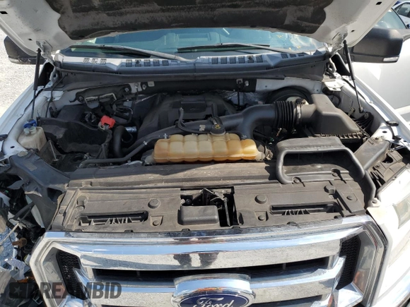 2016 Ford F-150 XL с VIN 1FTEW1CP4GFA49826, выставлен на аукционе Copart как лот 61107985 с пробегом 217 226 миль миль и Списание • Salvage title. История ставок и продаж доступна на DreamBid. Изображение 11.