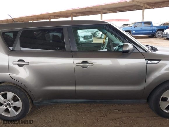 2017 Kia Soul with VIN KNDJN2A22H7497623, listed as a IAAI auction lot 41898439 with 105,719 mi miles. Bid and sale history available at carsss.com. Image 13.