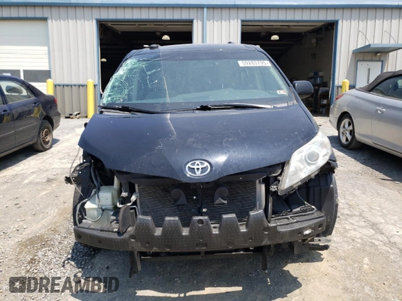 2017 Toyota Sienna LE Auto Access Seat with VIN 5TDKZ3DC4HS868306, listed as a Copart auction lot 59283795 with 310,767 mi miles and Salvage title. Bid and sale history available at DreamBid. Image 5.
