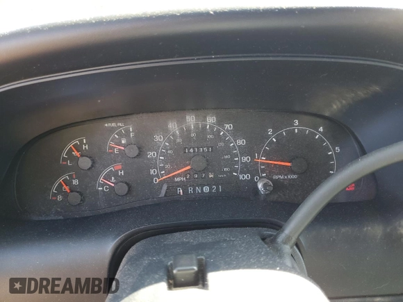 2000 Ford Excursion XLT z VIN 1FMNU41S8YED96108, wystawiony jako Copart lot #89351655 z przebiegiem 141 351 mil mil oraz Szkoda całkowita • Salvage title. Historia ofert i sprzedaży dostępna na DreamBid. Obrazek 9.
