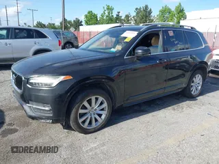 2016 Volvo XC90 T6 Momentum z VIN YV4A22PK7G1069884, wystawiony jako IAAI lot #42247951 z przebiegiem 116 640 mil mil oraz . Historia ofert i sprzedaży dostępna na DreamBid. Obrazek 2.