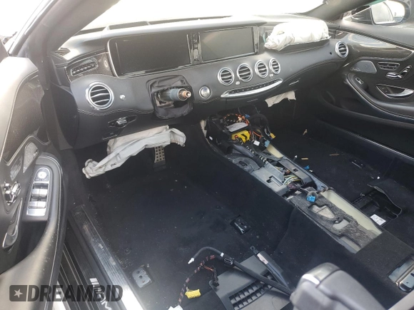 2015 Mercedes-Benz S-Class S 63 AMG with VIN WDDXJ7JBXFA010533, listed as a Copart auction lot 37730334 with 0 mi miles and Non Repairable. Bid and sale history available at carsss.com. Image 8.