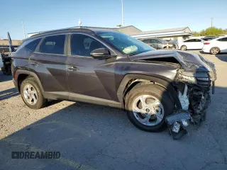 2022 Hyundai Tucson SEL z VIN 5NMJBCAE5NH073544, wystawiony jako Copart lot #55042735 z przebiegiem 41 039 mil mil oraz Szkoda całkowita • Salvage title. Historia ofert i sprzedaży dostępna na DreamBid. Obrazek 4.