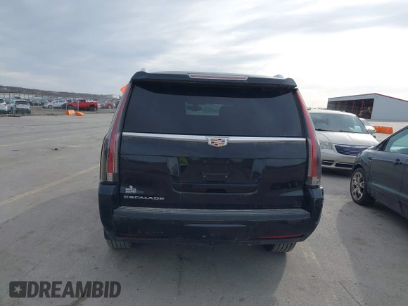 2016 Cadillac Escalade z VIN 1GYS4AKJ5GR411967, wystawiony jako IAAI lot #41848021 z przebiegiem 120 579 mil mil oraz . Historia ofert i sprzedaży dostępna na DreamBid. Obrazek 17.