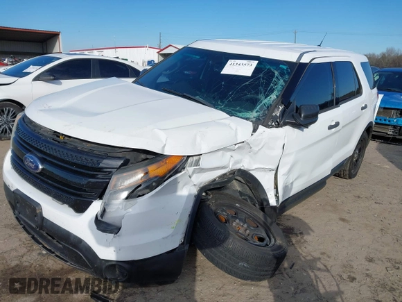 2014 Ford Police Interceptor Utility z VIN 1FM5K8AR0EGC28263, wystawiony jako IAAI lot #41343573 z przebiegiem 192 634 mil mil oraz . Historia ofert i sprzedaży dostępna na DreamBid. Obrazek 17.