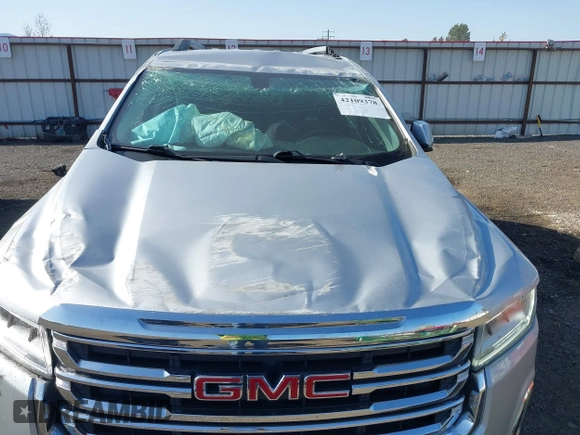 2020 GMC Acadia SLT with VIN 1GKKNULS4LZ166119, listed as a IAAI auction lot 42109378 with 58,921 mi miles and . Bid and sale history available at DreamBid. Image 6.