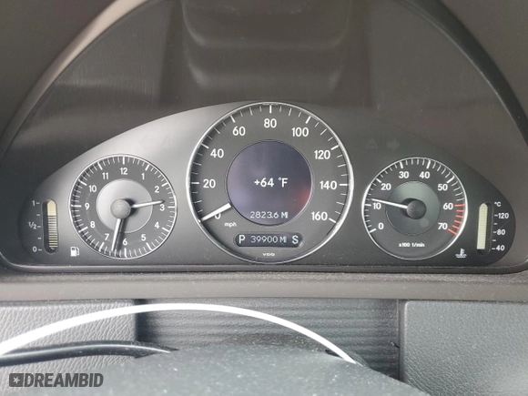 2004 Mercedes-Benz CLK-Class 3.2L with VIN WDBTJ65J54F092402, listed as a Copart auction lot 44611895 with 39,900 mi miles and Salvage Title. Bid and sale history available at carsss.com. Image 9.