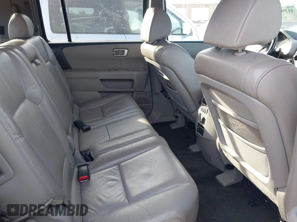 2011 Honda Pilot EX-L with VIN 5FNYF4H65BB053914, listed as a IAAI auction lot 41599171 with 230,186 mi miles and . Bid and sale history available at carsss.com. Image 8.