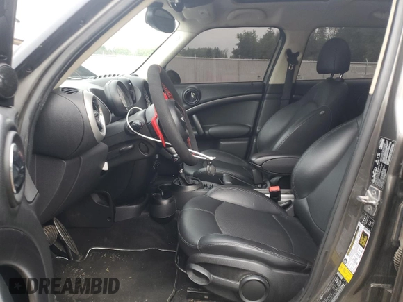 2012 MINI Countryman S with VIN WMWZC5C52CWL60422, listed as a Copart auction lot 61420495 with 252,182 mi miles and Clean title. Bid and sale history available at DreamBid. Image 7.