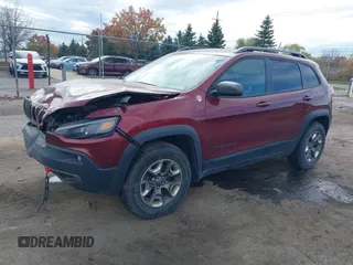 2019 Jeep Cherokee Trailhawk Elite with VIN 1C4PJMBX6KD378848, listed as a IAAI auction lot 40754408 with 52,901 mi miles. Bid and sale history available at carsss.com. Image 16.
