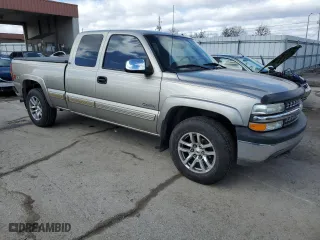 2002 Chevrolet Silverado 1500 LT with VIN 2GCEK19T521213004, listed as a Copart auction lot 48011335 with 98,800 mi miles and Clean Title. Bid and sale history available at carsss.com. Image 4.