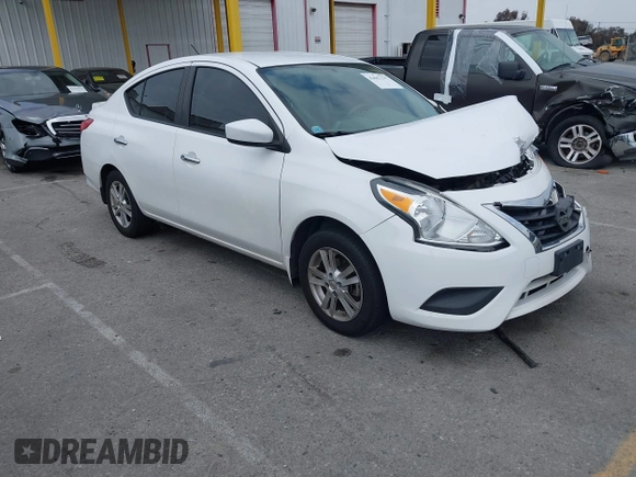 2015 Nissan Versa SV with VIN 3N1CN7AP7FL812770, listed as a IAAI auction lot 42047127 with 112,151 mi miles. Bid and sale history available at carsss.com. Image 1.