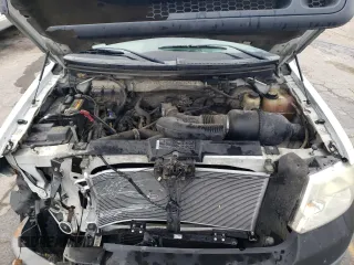 2008 Ford F-150 XL z VIN 1FTRF14W38KB81671, wystawiony jako Copart lot #84194884 z przebiegiem 297 045 mil mil oraz Szkoda całkowita • Salvage title. Historia ofert i sprzedaży dostępna na DreamBid. Obrazek 11.