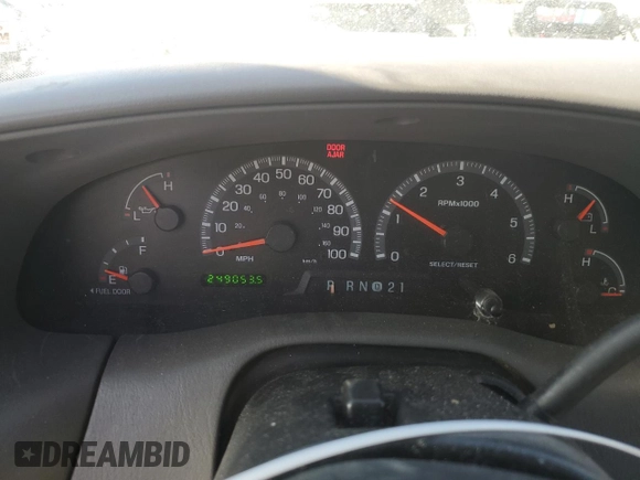 2000 Ford F-150 XL with VIN 1FTRX18W5YKB13685, listed as a Copart auction lot 48286865 with 249,053 mi miles and Salvage Title. Bid and sale history available at carsss.com. Image 9.