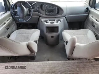 2001 Ford Econoline Passenger XL with VIN 1FBSS31L41HB19352, listed as a Copart auction lot 53101325 with 101,807 mi miles and Salvage title. Bid and sale history available at DreamBid. Image 8.