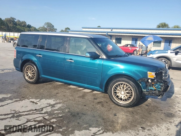 2011 Ford Flex SEL z VIN 2FMGK5CC2BBD13916, wystawiony jako Copart lot #56184465 z przebiegiem 311 100 mil mil oraz Szkody całkowita. Historia ofert i sprzedaży dostępna na DreamBid. Obrazek 4.