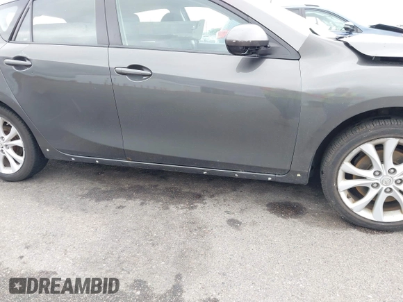 2010 Mazda 3 S Sport z VIN JM1BL1H53A1346853, wystawiony jako IAAI lot #42289085 z przebiegiem 162 640 mil mil oraz . Historia ofert i sprzedaży dostępna na DreamBid. Obrazek 14.