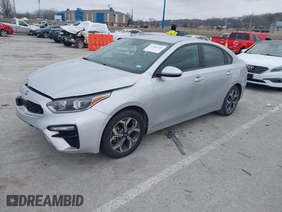 2021 Kia Forte LXS z VIN 3KPF24AD5ME269640, wystawiony jako IAAI lot #41381510 z przebiegiem 107 942 mil mil oraz . Historia ofert i sprzedaży dostępna na DreamBid. Obrazek 20.