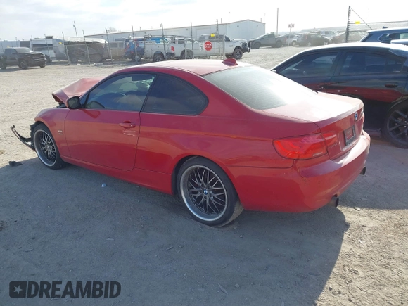 2011 BMW 3 Series 335i xDrive with VIN WBAKF9C53BE619424, listed as a IAAI auction lot 40989402 with 138,896 mi miles. Bid and sale history available at carsss.com. Image 3.