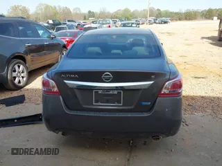 2013 Nissan Altima 2.5 S with VIN 1N4AL3AP4DC131970, listed as a IAAI auction lot 41915038 with 135,707 mi miles and . Bid and sale history available at carsss.com. Image 16.