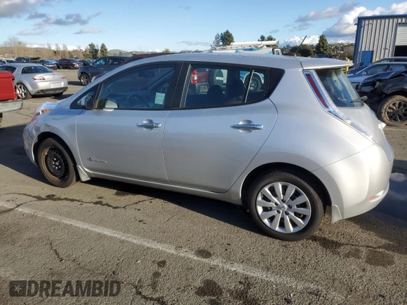2015 Nissan LEAF S z VIN 1N4AZ0CP7FC334638, wystawiony jako Copart lot #46296695 z przebiegiem 38 916 mil mil oraz Szkoda całkowita • Salvage title. Historia ofert i sprzedaży dostępna na DreamBid. Obrazek 2.