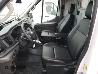 2023 Ford Transit Cargo with VIN 1FTBR1C86PKB27176, listed as a Copart auction lot 79528693 with 637 mi miles and . Bid and sale history available at DreamBid. Image 7.