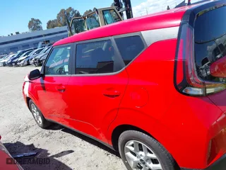 2024 Kia Soul LX with VIN KNDJ23AUXR7232790, listed as a IAAI auction lot 41673337 with 333 mi miles. Bid and sale history available at carsss.com. Image 15.