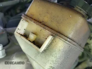 1995 Toyota Camry DX z VIN 4T1SK11E7SU593303, wystawiony jako IAAI lot #42673481 z przebiegiem 258 849 mil mil oraz . Historia ofert i sprzedaży dostępna na DreamBid. Obrazek 19.