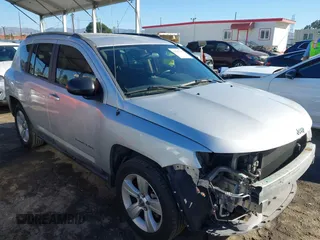 2011 Jeep Compass with VIN 1J4NT1FA4BD139153, listed as a IAAI auction lot 41665481 with 164,412 mi miles. Bid and sale history available at carsss.com. Image 1.
