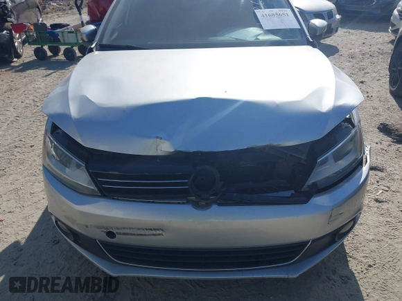 2012 Volkswagen Jetta Sedan SEL w/Sunroof with VIN 3VWLX7AJ6CM452624, listed as a IAAI auction lot 41685651 with 94,413 mi miles. Bid and sale history available at carsss.com. Image 6.