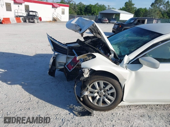 2013 Nissan Altima S with VIN 1N4AL3AP5DC115292, listed as a IAAI auction lot 42166249 with Not Provided miles and . Bid and sale history available at DreamBid. Image 6.