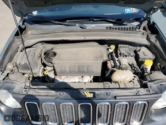 2017 Jeep Renegade Latitude with VIN ZACCJBBB9HPF91665, listed as a Copart auction lot 58564845 with 159,524 mi miles and Salvage title. Bid and sale history available at DreamBid. Image 12.