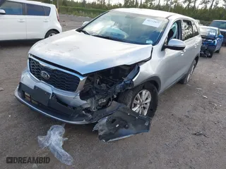 2019 Kia Sorento LX with VIN 5XYPGDA33KG515128, listed as a IAAI auction lot 40772855 with 95,109 mi miles. Bid and sale history available at carsss.com. Image 17.