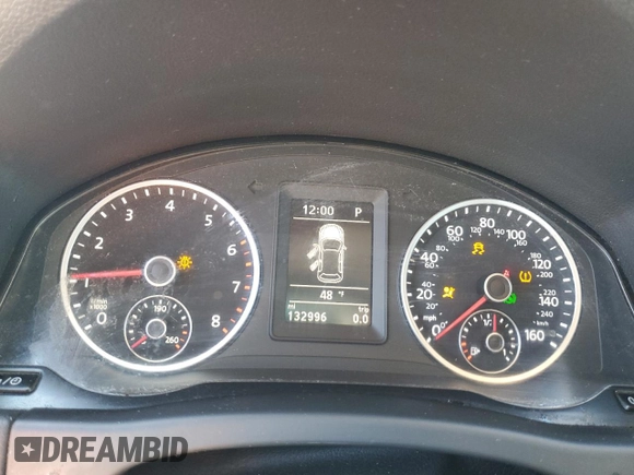 2018 Volkswagen Tiguan with VIN WVGBV7AX7JK003235, listed as a Copart auction lot 47891975 with 132,996 mi miles and Salvage Title. Bid and sale history available at DreamBid. Image 9.