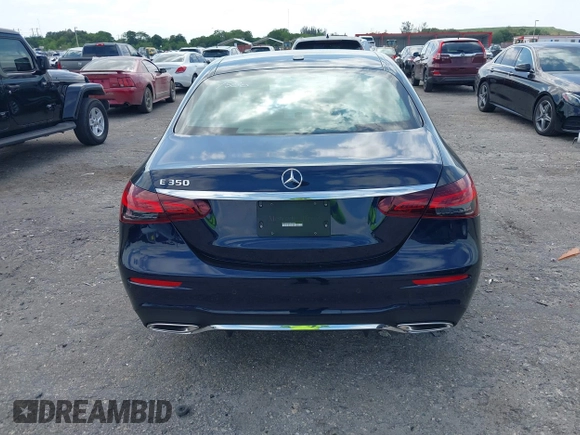 2022 Mercedes-Benz E 350 z VIN W1KZF8DBXNB049580, wystawiony jako IAAI lot #42102354 z przebiegiem 5 284 mil mil oraz . Historia ofert i sprzedaży dostępna na DreamBid. Obrazek 17.